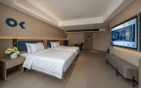 OKDAY Hotel (Yangshuo West Street, The Scenic Gallery, Yangshuo, Guilin)