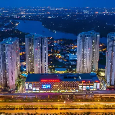ICONIC MASTERI SAIGON D2 Hotels near MM Mega Market