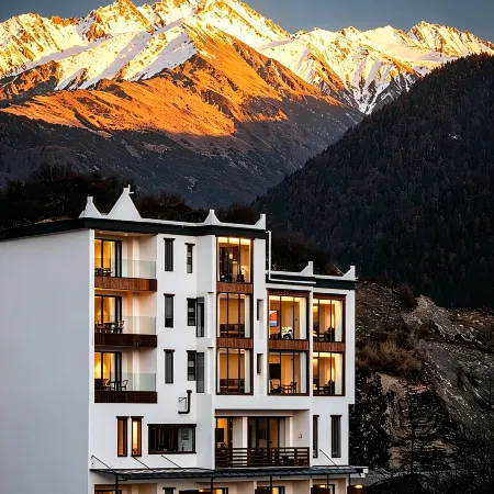 Qingya Yuanshan Homestay,Mount Siguniang