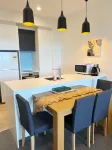 HomeBase Auckland Free Parking Self Check-in Family & Long Stay Friendly - homestay