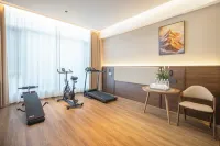 Rezem Retreat Maoxian Guqiangcheng - Gym