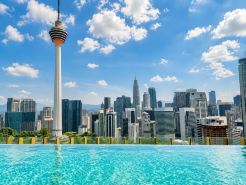 Ceylonz suite KLCC infinity pool by DC