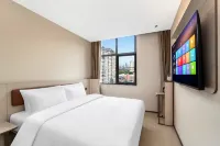 Aige Boutique Hotel (Shanghai Bund Great World Metro Station Branch) Hotels in Huaihai Road Area/Xintiandi Area