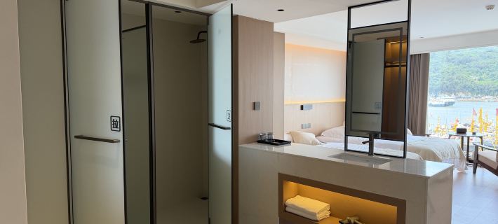 Xiaguan Hotel Hotele w: Powiat Cangnan