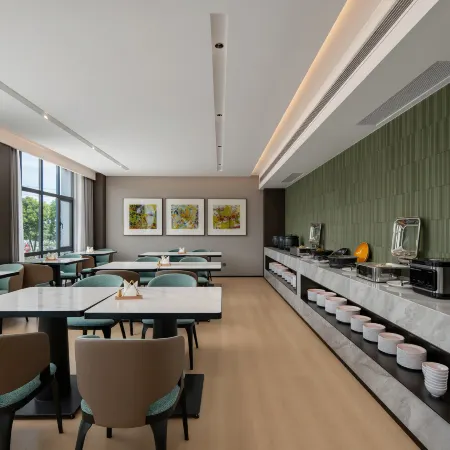 Tianyuan Hengyue Hotel (Yinhu International)