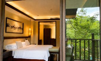 Hetang Yuechun Hotel