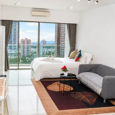 Summer Suites KLCC by Moonlight Hotels near دانغ وانجي