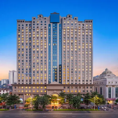 Phoenix Hotel(Railway Station Subway Station)