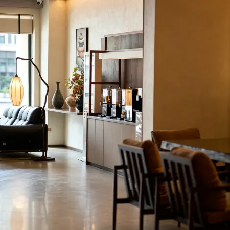 Yuachen Hotel (Tongda Road Oriental Never Night City Store)