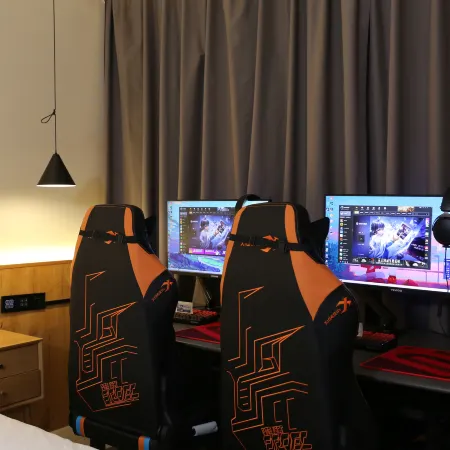 Nanjing Nantianmen E-Sports Hotel (Zhenjiang Railway Station)