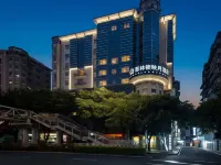 Wellington Yingyue Hotel (Guilin Two Rivers and Four Lakes Elephant Trunk Hill) - 2-Star