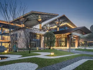 Popular Premium Hotels in Longli