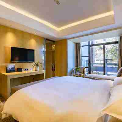 Xihai Hotel Rooms