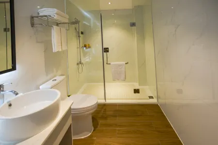 Borrman Hotel (Yangshan County) Отели рядом с достопримечательностью «Beishansi»