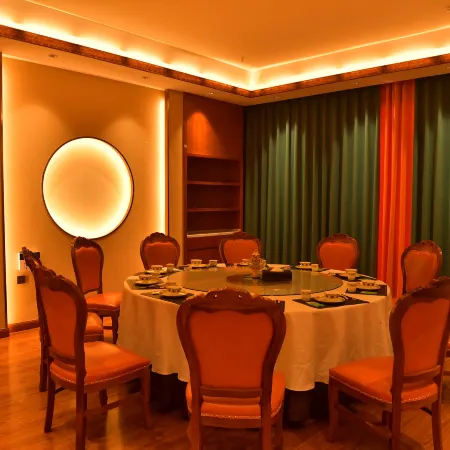 Kasa Hotel (Luhuo Tuanjie Road No.1)