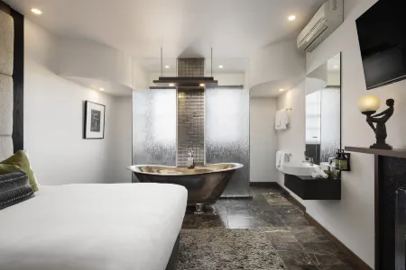 Mineral Springs Hotel Hepburn Отели в г. Яндойт