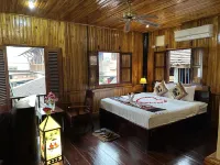 阿隆薩瓦湄公河畔旅館