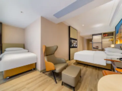 Vienna International Hotel (Yucheng Ailian Plaza) Hotels in Rucheng