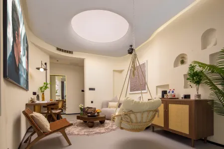 U FUN HOTEL(Yulin RT-Mart Store)