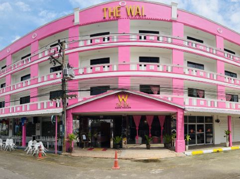 The Wai Hotel Danok