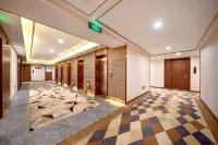 Xueli Hotel (Harbin West High-speed Railway Station Wanda Plaza)