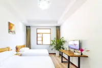 WUYINBIEYUAN.MINGSU Hotels in Lichuan