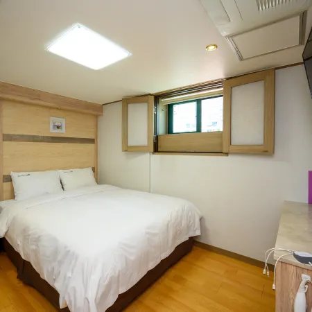 Daeyoung Hotel Myeongdong Отели рядом с достопримечательностью «Станция метро Seodaemun»