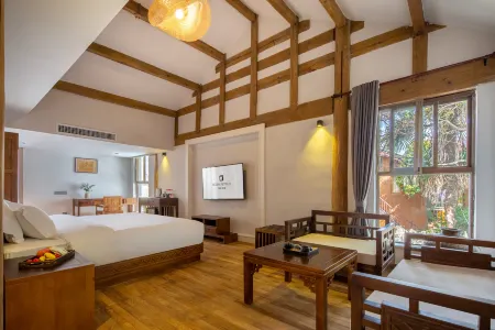 Lichengbieyuan No.9 Courtyard (Lijiang Ancient City Snow Mountain View Shop)
