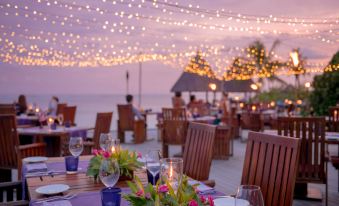 Four Seasons Resort Maldives at Kuda Huraa