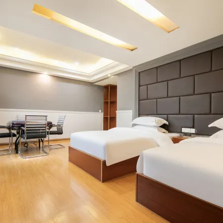 Cady Hotel