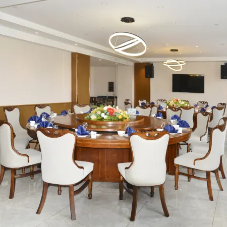 Chifeng Lishihui Hotel (Hongshan District Government Branch)
