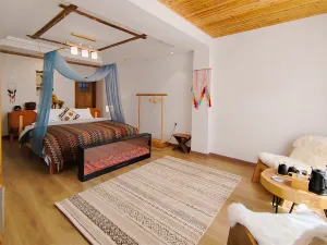 Hezuo Yanou · Meiren Saju Homestay