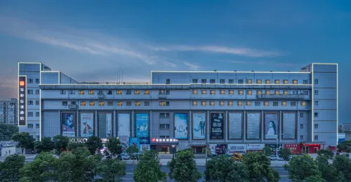 Junyi Chain Hotel (Xiaogan Yunmeng Hanzheng Street Industrial Park)