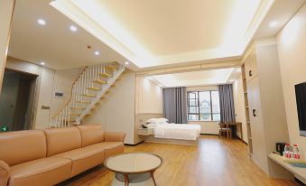 Shennongjia Linqi Shanshu Hotel