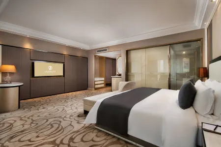 YM Gold Olives Harmony International Hotel