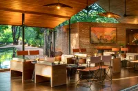 Taru Villas Maia - Habarana - breakfast