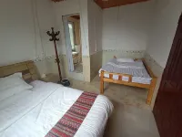 Junhongxuan Homestay Hotels in Ebian Yi Autonomous County
