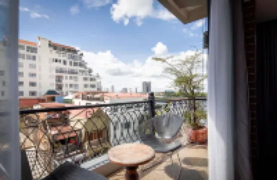 Ohana Phnom Penh Palace Hotel Hotels near Sisowath Riverside Park