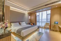 Manhao Holiday Inn