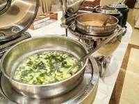 Windsor King Hotel - breakfast