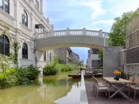 Livetour River View Apartment(Jiangmen Heshan Gulao Watertown） فنادق في خه شان