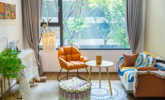 Lakeside Hotel (Chongqing Hechuan College District)