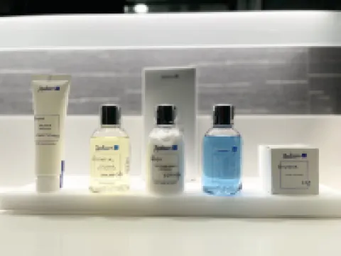 โรงแรมราดิสันบลูแวนคูเวอร์สนามบินและมารีนา โรงแรมในแวนคูเวอร์