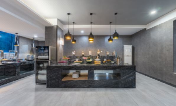 Yuesen Yimeijia Hotel (Dazhou City Central Square Store)