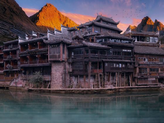 Yu Jiangyue · Natural Aesthetics Designer's View of Tuojiang River Scenery - Holiday Villa