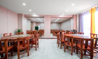 Mingjin Boutique Hotel