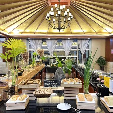 Hongshanhu Hot Spring Hotel