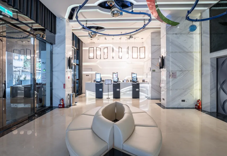 承攜行旅臺中自由館