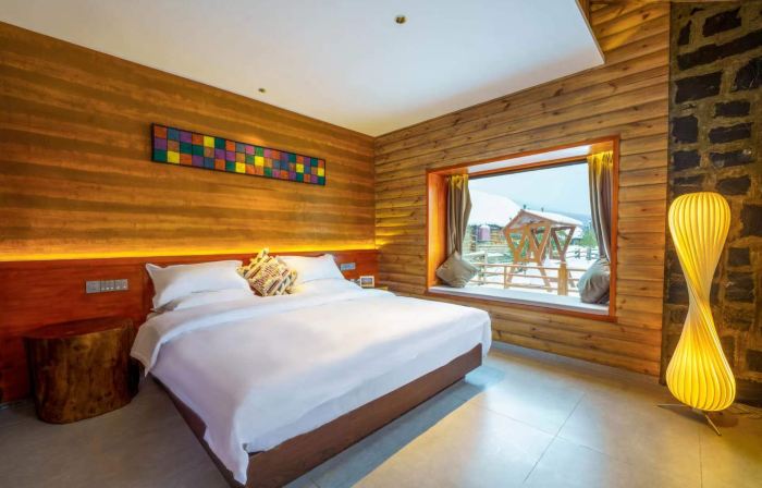 Shenshanli Yichuan VILLA Holiday Homestay (Kanas Old Village)
