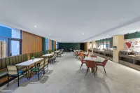 Dayou Baotai Business Hotel (Xincai Yueliangwan Park Branch)